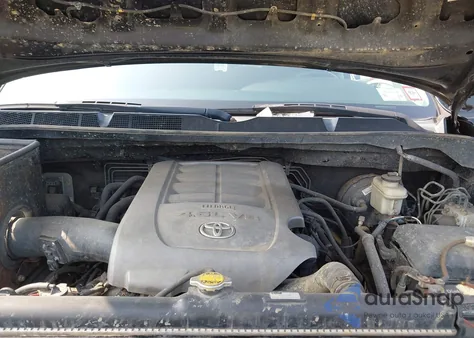 2010 Toyota Tundra Grade 4.6L V8 z USA, uszkodzony, nr VIN 5TFDM5F14AX003673